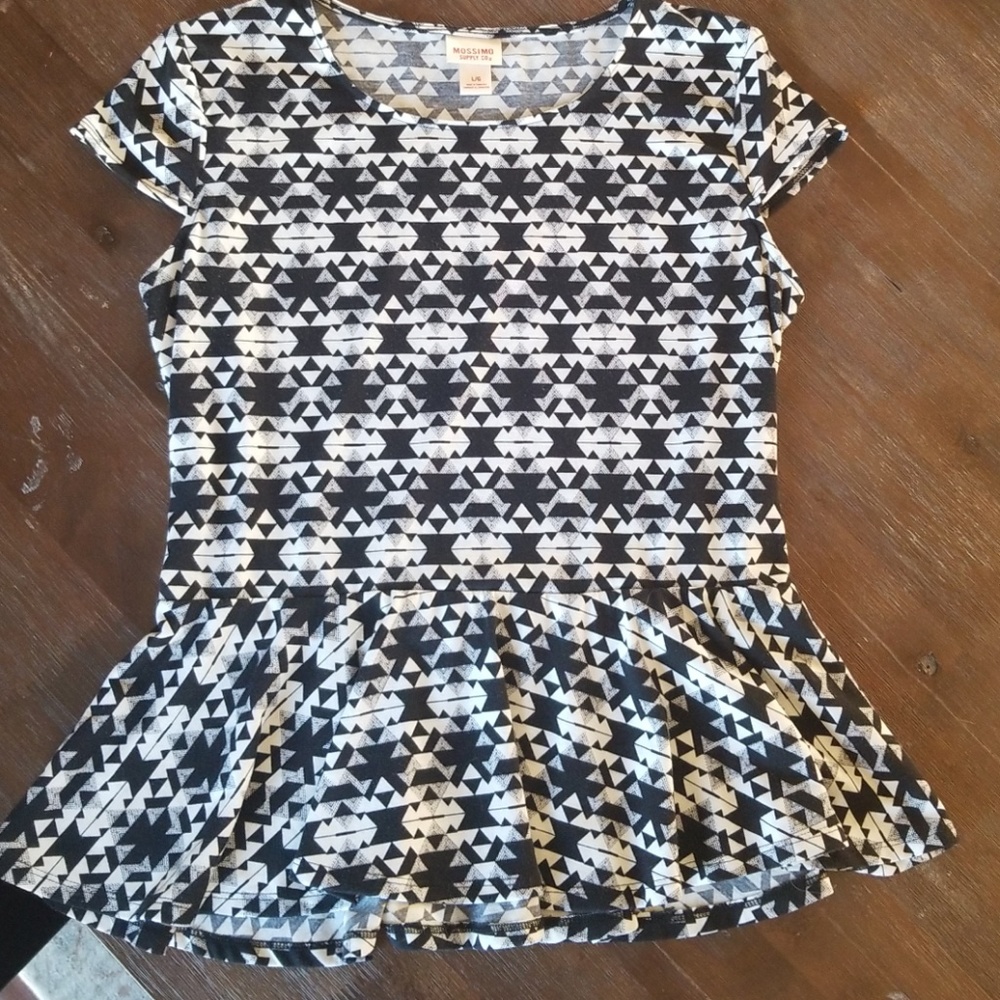 Mossimo aztec print peplum top